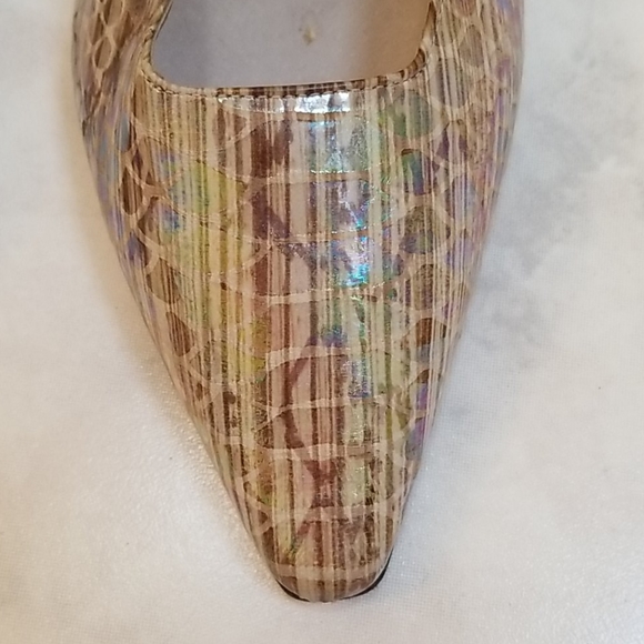 Woman's  Fashion Sandals - Picture 9 of 11